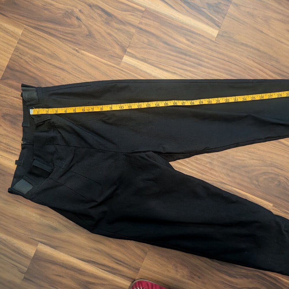 Vixen Capris - image 1